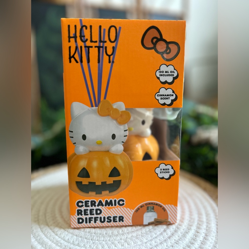 Hello Kitty Ceramic Reed Diffuser Cinnamon Halloween